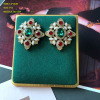 Middle -aged Live Source China Red Love Gem Gem Gold Silver Earrings Middle -Emperor Hong Kong Wind Palace Earrings