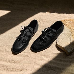 2025 Autumn Show Brogue Shoes New Genuine Leather Carved Cross Strap Flat College Style Uniform Women's Shoes