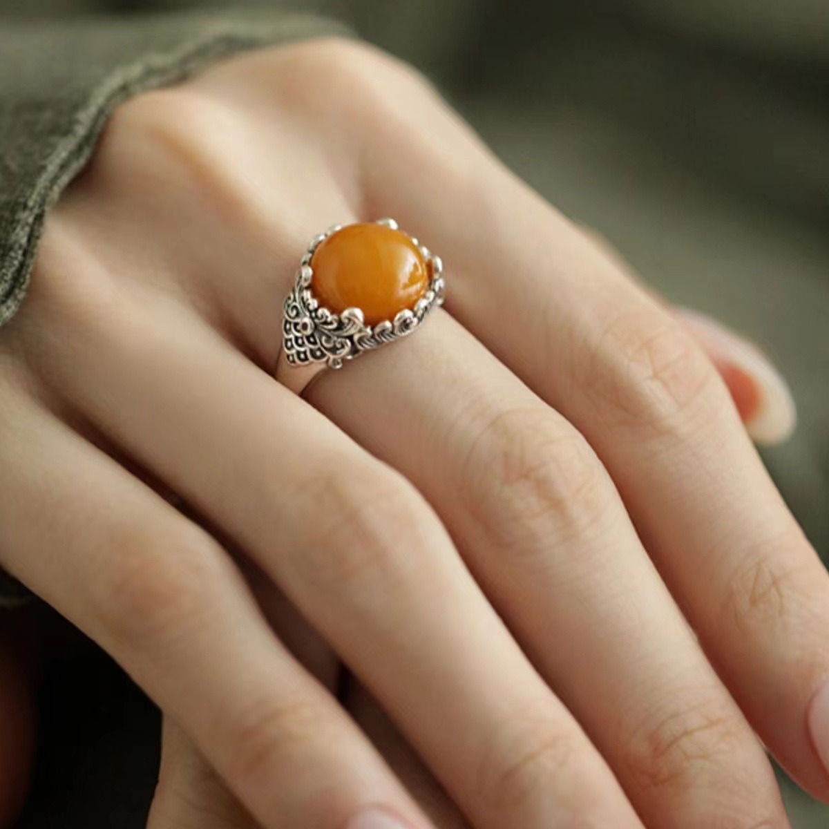 Natural Amber Open Ring In 925 Sterling Silver For Women_voghion.com