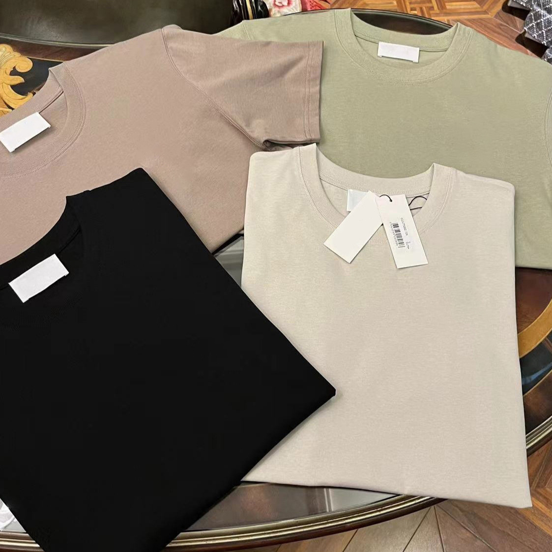 【M.LIVES】 24新款春夏立体凹凸爱心短袖男女款A206