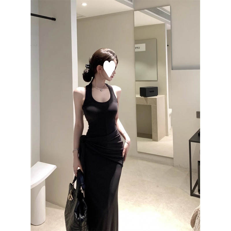 黒の U ネックノースリーブレーサーバックドレス女性の夏の新しい気質セクシーなウエスト痩身ヒップスカート|undefined