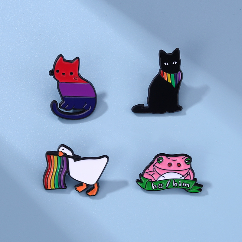 Brooches Classification Daily Occasion Cartoon Style Pin Cat Frog Duck Alloy Enamel Plating Unisex Brooches