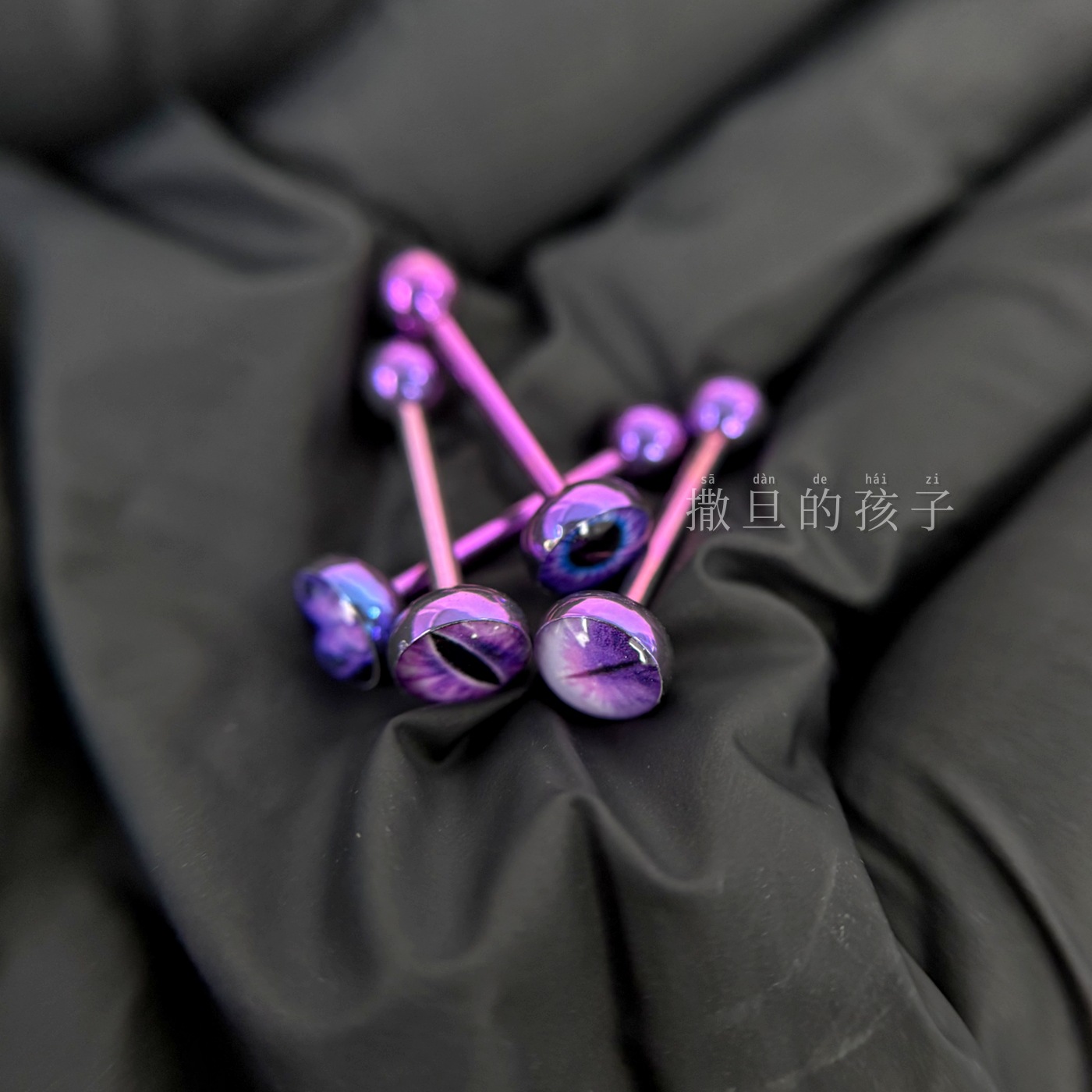 Pointed titanium steel lip stud product view