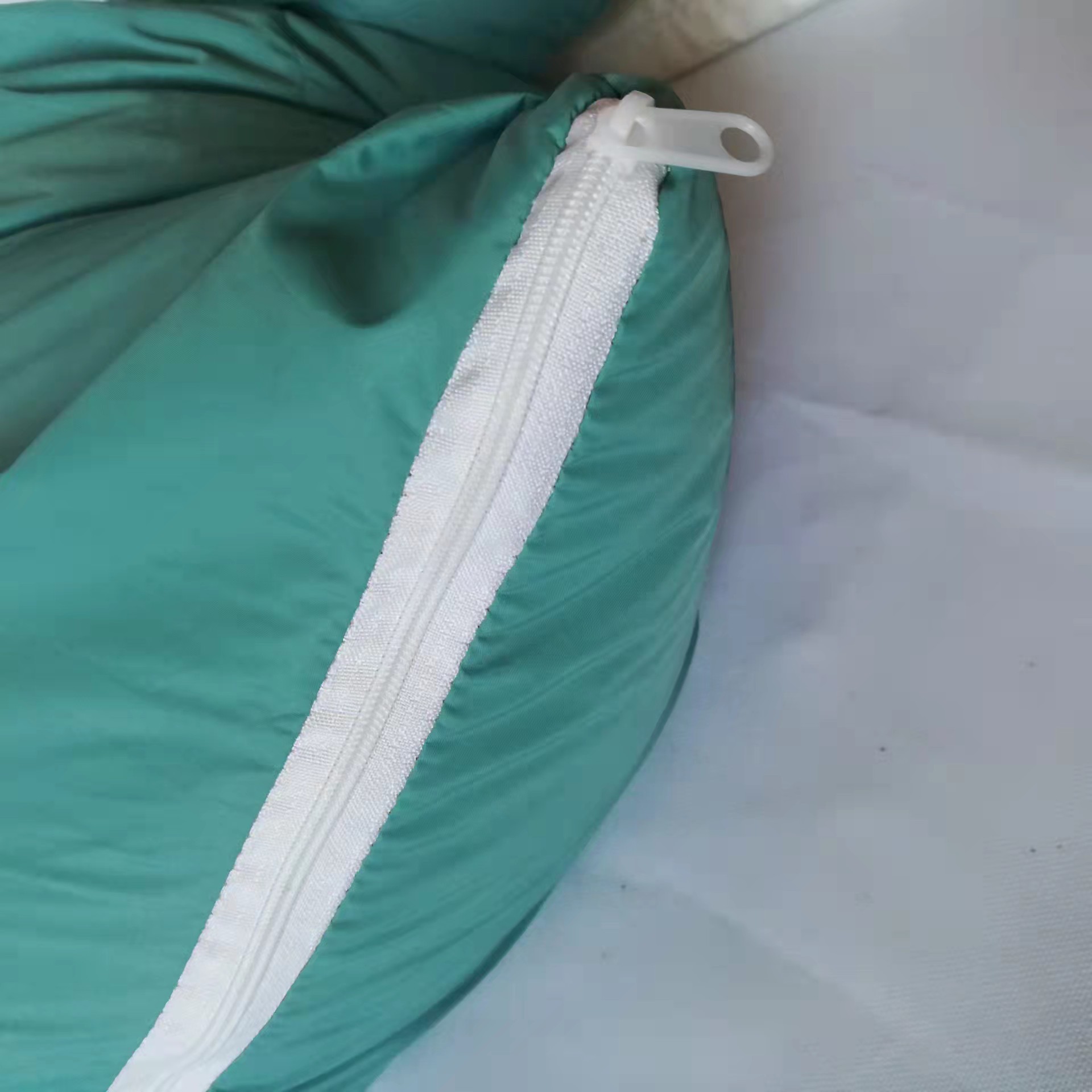 76e06bc2d50455229485d59cea0bd4