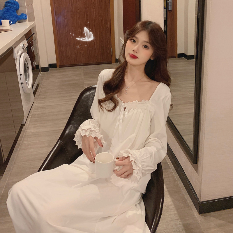 Pijamas de mujer camisón de manga larga estilo princesa con volantes sexy vestido de mujer de longitud media ropa para el hogar MUJER EN LÍNEA ROJA TikTok transmisión en vivo