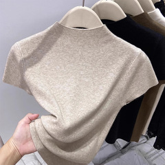 秋の新作レディース韓国風半袖ニットセーターTシャツ、スリムフィットボトムスシャツ、セーターショートトップス
