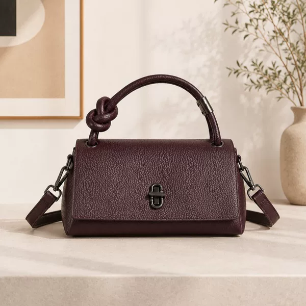 Korean Style Fashionable Small Handbag for Women 2026 New Model Simple Lychee Pattern Pillow Bag Stylish High-End Crossbody Bag