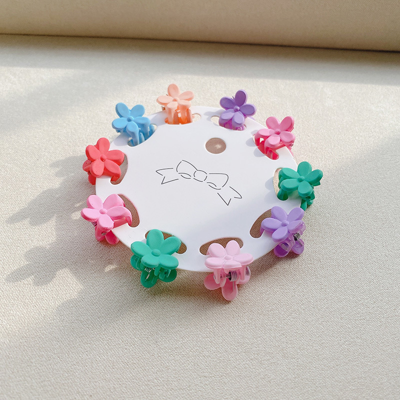 Cute Star Heart Shape Flower Plastic Resin Hair Clip 1 Set display picture 2
