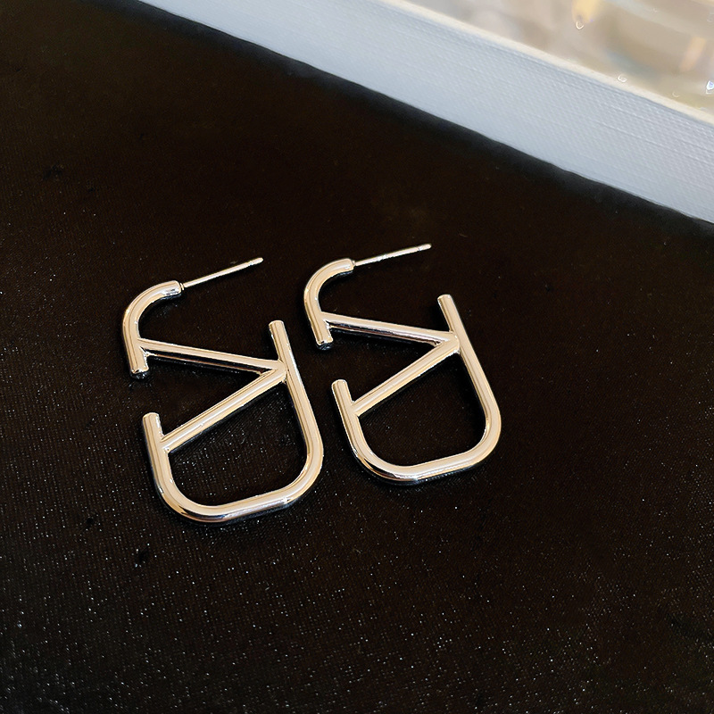 Aguja de plata diamantes geométricos aretes de perlas redondos ligeros de lujo de alta calidad pernos de orejas de estilo francés temperamento femenino orejas de nicho mayorista image 34