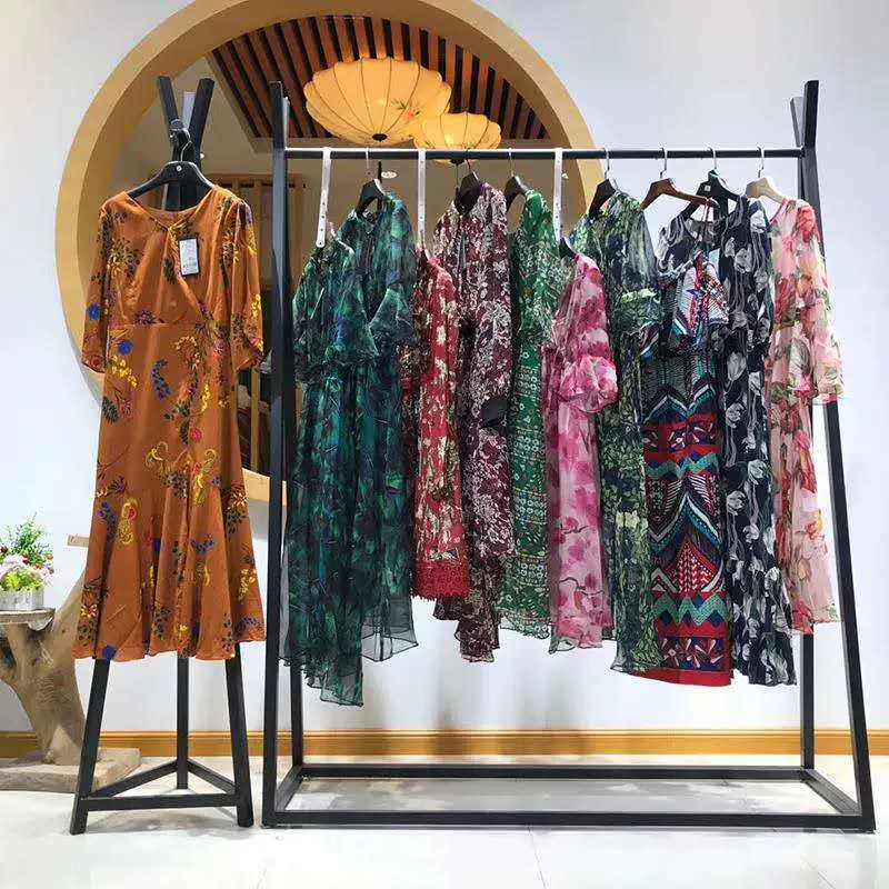 Древнее летнее новое темпераментное платье элегантное тонкое тонкое платье среднего и длинного платья