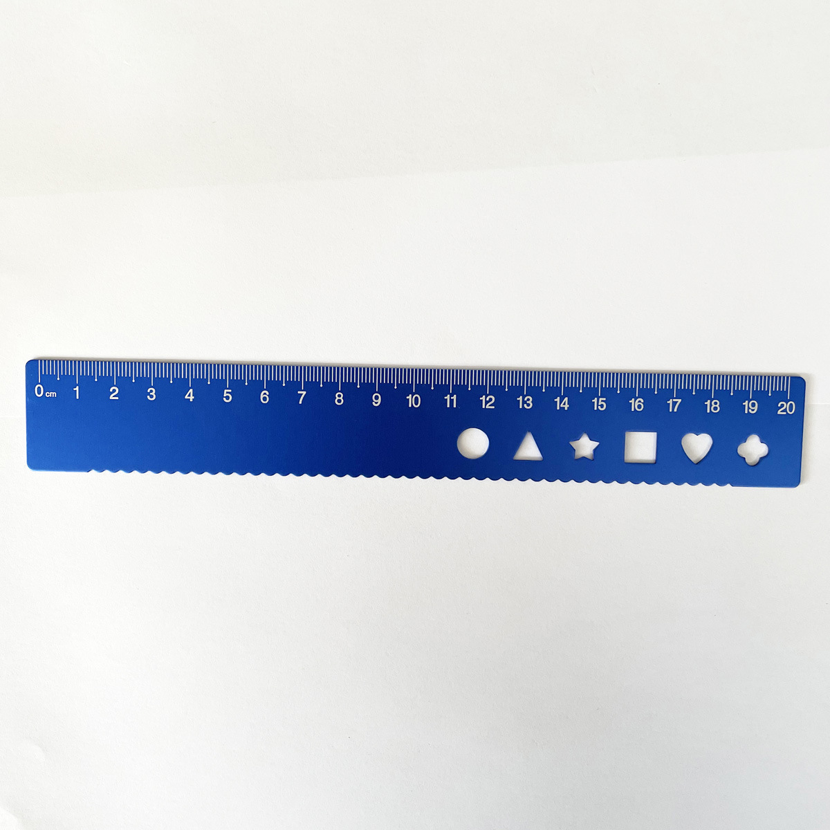 Juego de reglas metálicas, juego de cuatro reglas de aleación de aluminio, grabado láser, regla recta y regla triangular para estudiantes de primaria y secundaria, personalización de regalos