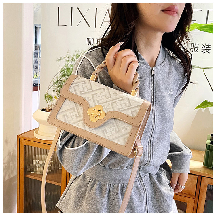 Korean style fresh 2025 Spring/Summer trendy and fashionable crossbody handbag for women, single-shoulder light luxury chanel-style bag undefined