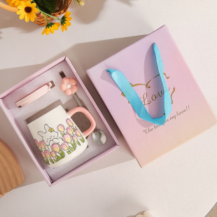 Teacher's Day gift practical commemorative significance gift for teachers ceramic cup gift with hand high-looking gift opening activity