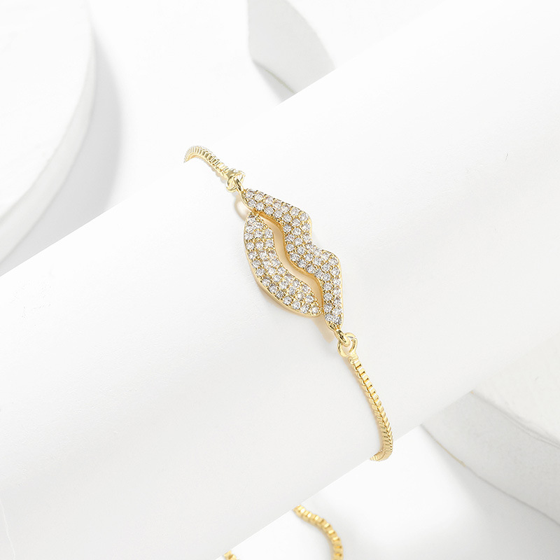 Fashion Lips Copper Inlay Artificial Gemstones Bracelets 1 Piece