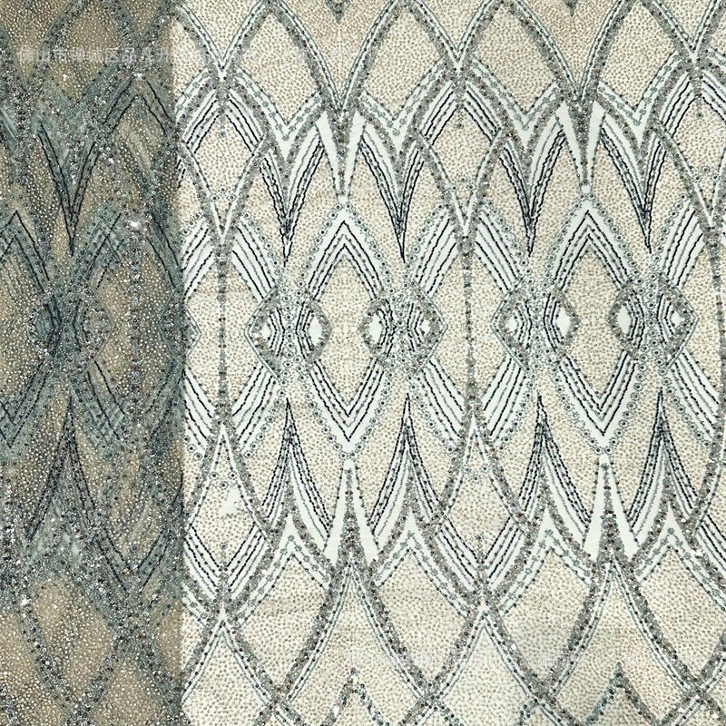 Industria pesada Gaoding vestido de boda tela bordada encaje tubo bordado tela de moda tela de malla sequilla en stock