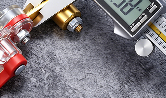Cross-border, universal positive and negative terminal, high-quality, new model, manual brass thickened battery disconnect switch for cars, designed to prevent battery drain