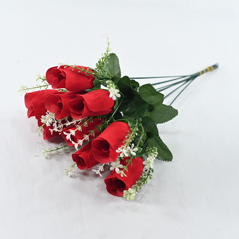 Fabricantes de artesanías de pantalla al por mayor de flores de rosa simuladas personalizadas flores de rosa de tela de terciopelo flores de boda simuladas flores