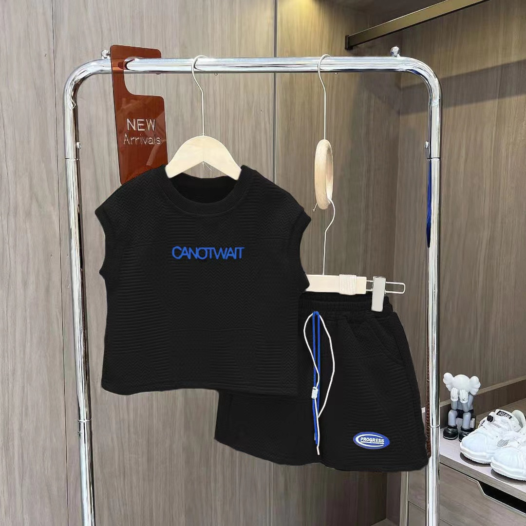 Ropa para niños traje de chaleco para niños y niñas 2024 Verano nuevos deportes medianos y grandes pantalones cortos para niños sueltos de dos piezas moda casual