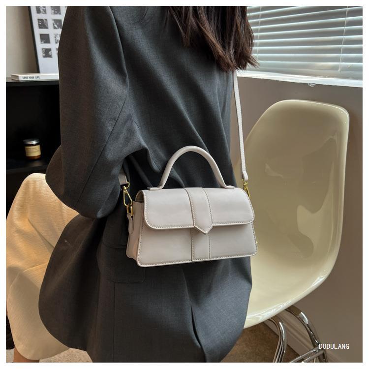 375g Weight Polyester Lining Material Flip Cover Closure Type Single Shoulder Strap Strap Type Crossbody Bag Bags Type Casual, Shopping Occasion Pu Leather Material Solid Color Pattern All Seasons Season Women's Gender Vintage Style, Classic Style Style Square Shape Medium Size Women's Medium Pu Leather Solid Color Vintage Style Classic Style Square Flip Cover Crossbody Bag 2