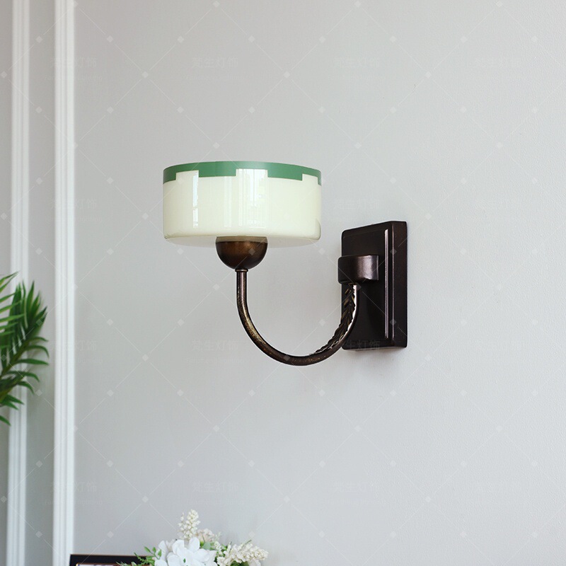 1930S Mid-Century Style Wall Lamp, Medieval Swedish Gray French Retro Old Money Style American Bedroom Background Wall Lamp 1930S Mid-Century Style Wall Lamp, Medieval Swedish Gray French Retro Old Money Style American Bedroom Background Wall Lamp