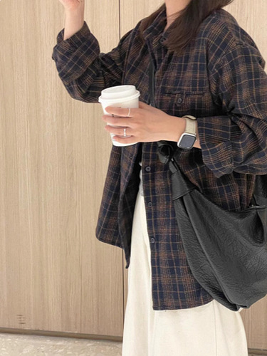 Women's Autumn/Winter New Loose Casual Vintage Long Sleeve Check Shirt Top in Navy Blue Flannel