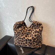 2025�¿�yë������Ů�ﶬ�������r�ЌWԺ�L���ذ��������μ��