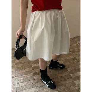 ��ˬ�\�{ɫ�����r��Ů��������Č��ɚ��|ͨ�ڰ�ɫ�r���L�䱡����