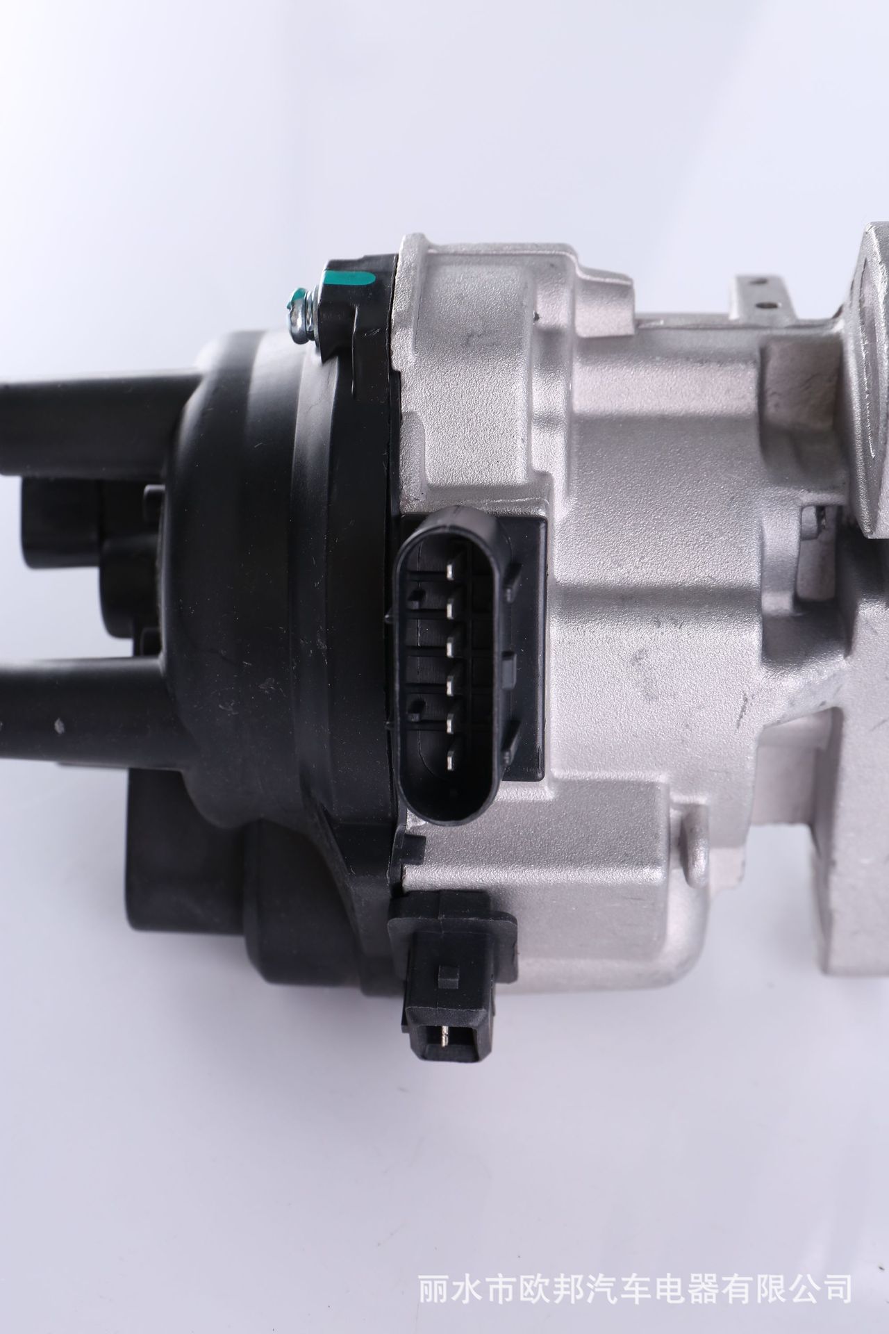 Factory Direct Sales Car Ignition Distributor Suitable for Mitsubishi Md325051/T6T57171A