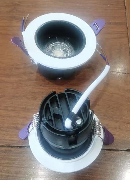 FUENTE Fábrica al por mayor sin cabeza lámpara de techo profundo antideslumbrante COB Spotlight downlight hogar incrustado sala de estar tubo LED