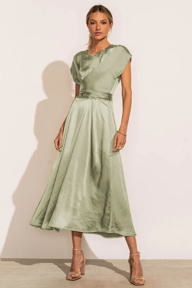 Elegant Solid Color Round Neck Sleeveless Polyester Midi Dress