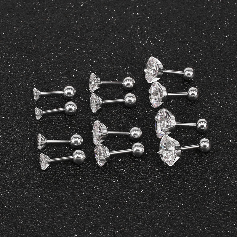 16G labret stud size and finish detail