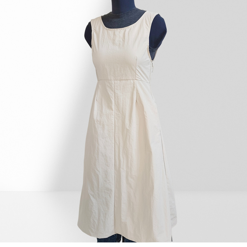 Simple and Stylish Dress-Style Water-Resistant Work Apron for Home Kitchen and Nail Art, Customizable Logo Coverall