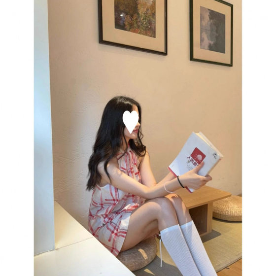 Korean Style Ins Hand-painted Red Plaid Neck dress Women's Spring Bow Tie Loose Dig-up Sleeveless Skirt