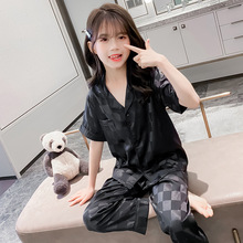 Ůͯ���z˯�����b���ӼҾӷ�2026�n���¿��д�ͯ������eһ�����l