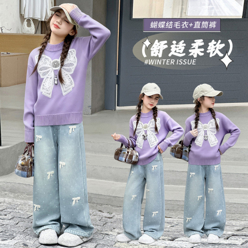 Zhili children's clothing, girls' red bow sweater, autumn and winter 2025 new knitted cardigan for medium and large children, fleece-lined skirt.