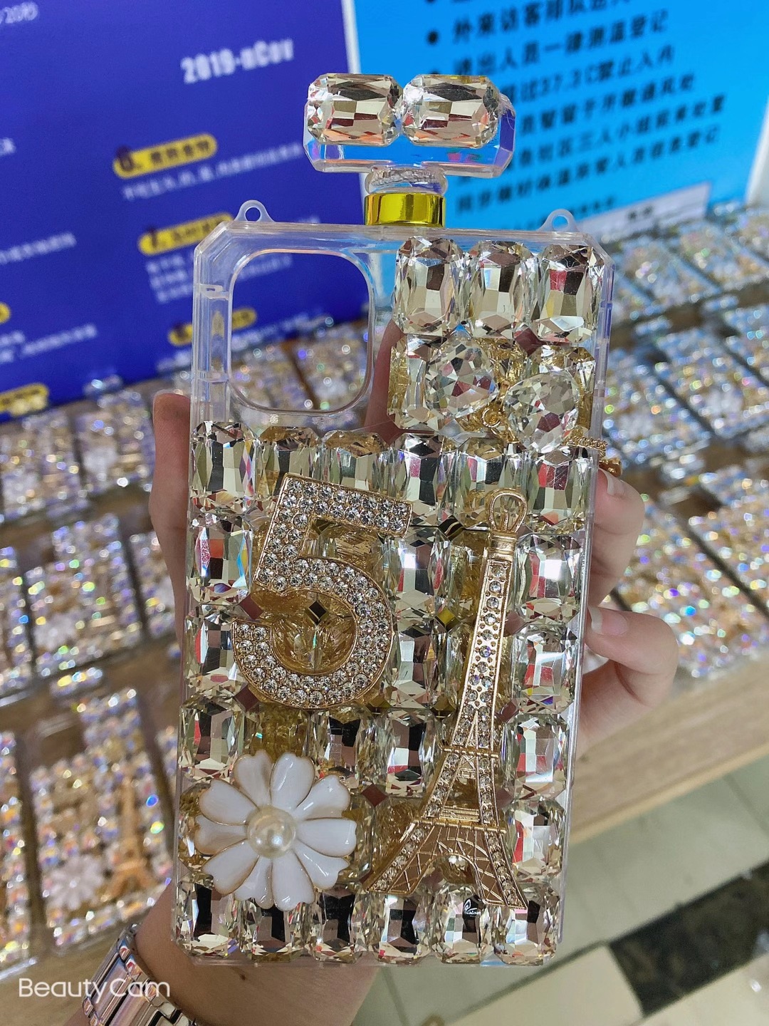 シャンパンゴールド