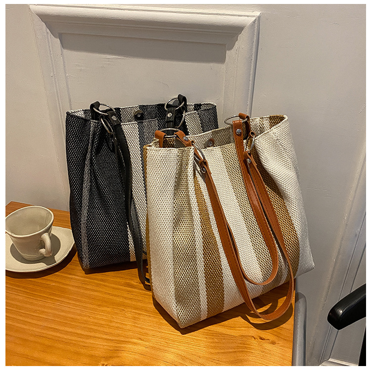 202g Weight Polyester Lining Material Zipper Closure Type Single Shoulder Strap Strap Type Tote Bag Bags Type Casual Occasion Canvas Material Solid Color Pattern All Seasons Season Women's Gender Streetwear Style Square Shape White, Black Color Small Size Small Canvas Streetwear Tote Bag 2