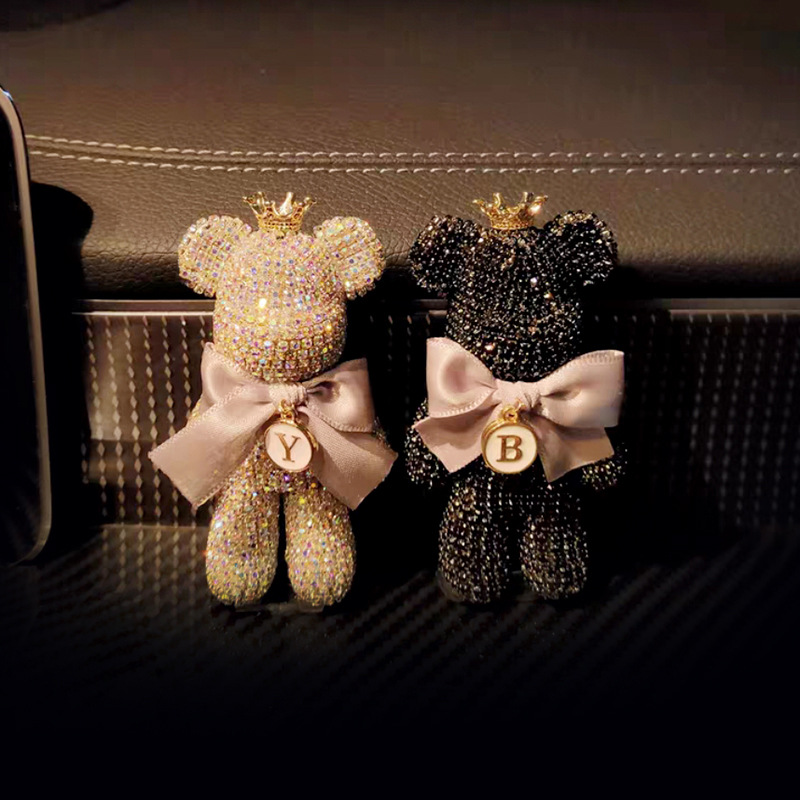 Coche perfume coche aire acondicionado salida de aire aromaterapia al por mayor Fragancia ligera fábrica oso violento decoración del coche suministros adornos