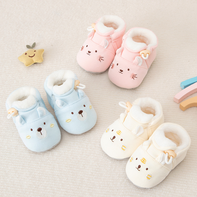 Winter Velvet Baby Shoes 0-1 Years Old Newborn Male and Female Baby Shoes and Socks That Do Not Fall Off Soft Sole Non-Slip Pre-Step Shoes