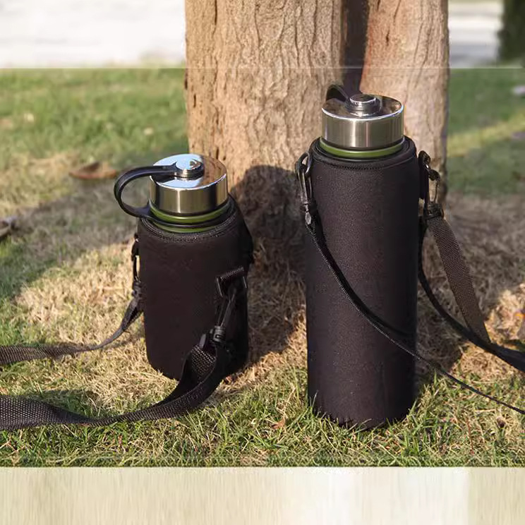 Deportes al aire libre hervidor de agua cubierta de la taza de la correa portátil cubierta protectora engrosada cubierta de aislamiento de tela de buceo