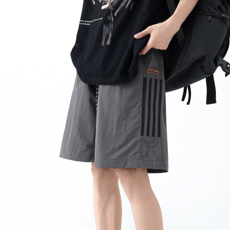 Wholesale Men's Summer Shorts New American Retro Trendy Brand Striped Patchwork Versatile Loose Casual Five-Point Sports Shorts Wholesale Men's Summer Shorts New American Retro Trendy Brand Striped Patchwork Versatile Loose Casual Five-Point Sports Shorts