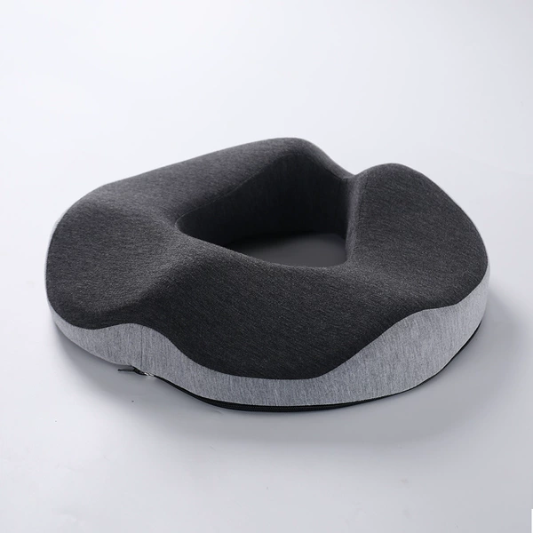 Light gray and dark gray [sweater cloth]