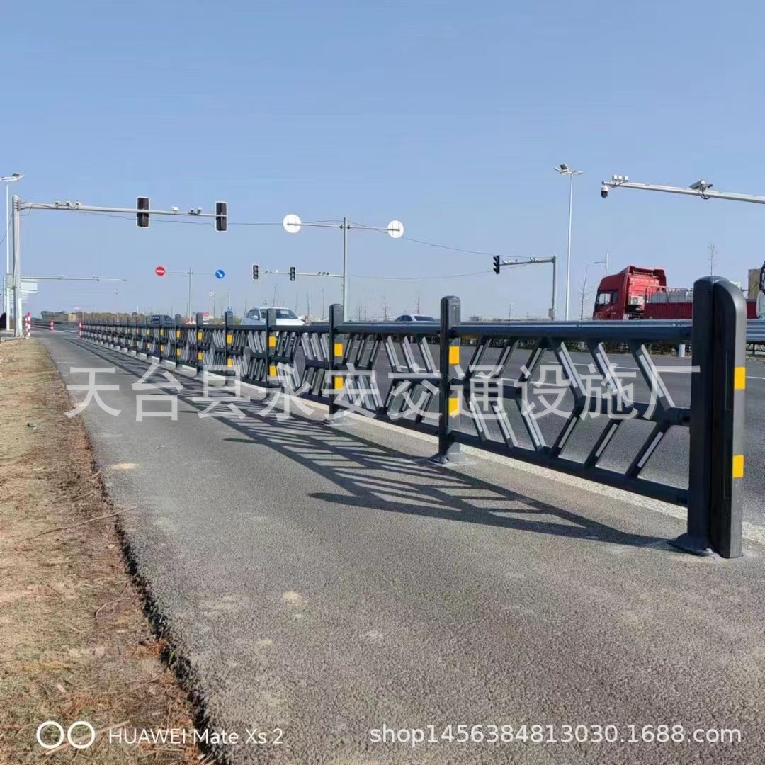 市政弹力防交通安全栏人行道柔性防撞TPU隔离护栏