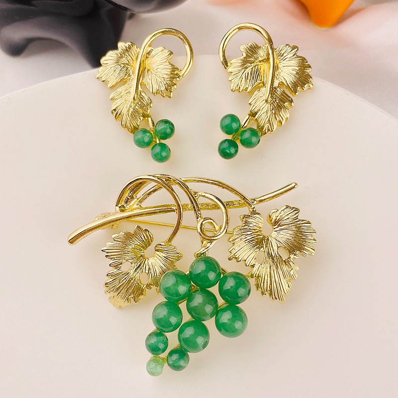 IG Style Leaf Grape Alloy Glass Plating Women's Ear Studs Brooches display picture 7