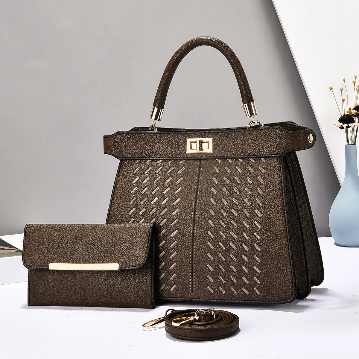 Shoulder bag, capacious one-shoulder bag, bag strap, high-quality style