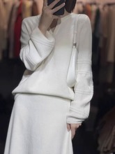 M1522023秋冬新款女装奶系穿搭时尚慵懒高级感温柔风软软糯糯白色