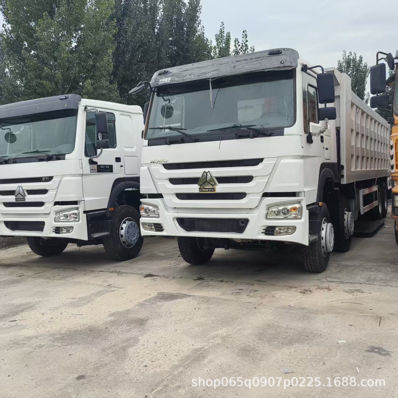 Export Africa Howo 12-Wheel Front Four Rear Eight Dump Truck Howo Dump Truck Heavy Truck Engine 371 Horsepower