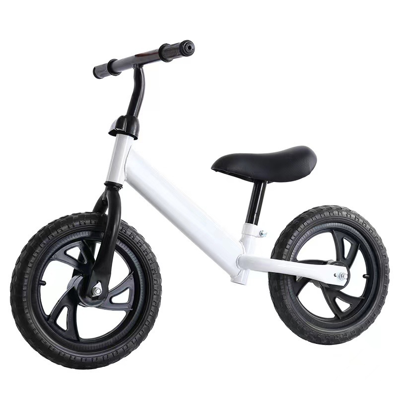 Fabricantes al por mayor para niños equilibrados scooters para niños bicicletas para niños patinantes sin pedal caminante