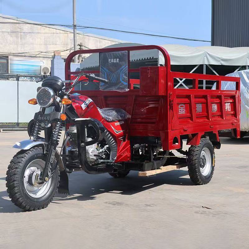 África venta caliente de tres ruedas de gasolina auto volcado motocicleta de carga doméstica vehículo agrícola Zongshen motor de gasolina volcado carga