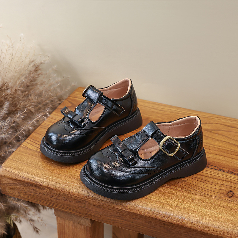Zapatos de niñas primavera 2026 nuevos zapatos de princesa para niños niñas velcro zapatos de estilo universitario de cuero negro
